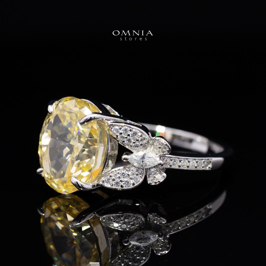 Omnia Maysun Yellow Ring In 92.5 Silver High Quality Simulated Diamonds