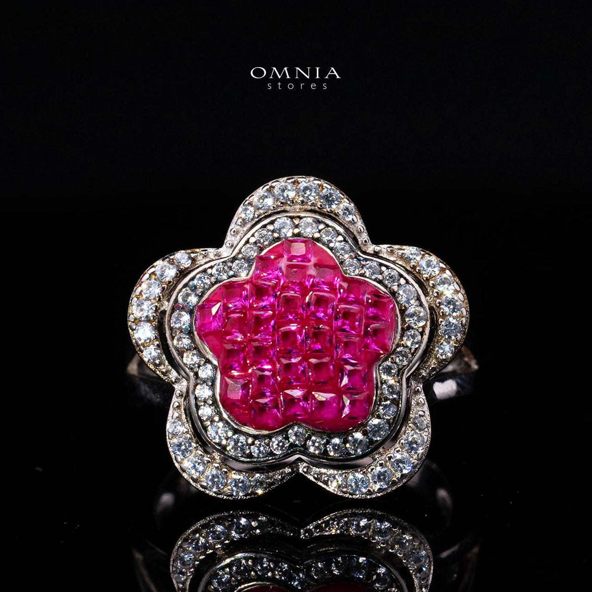 Lamisra Ring with High-Quality Premium Simulated Diamonds in 925 Sterling Silver