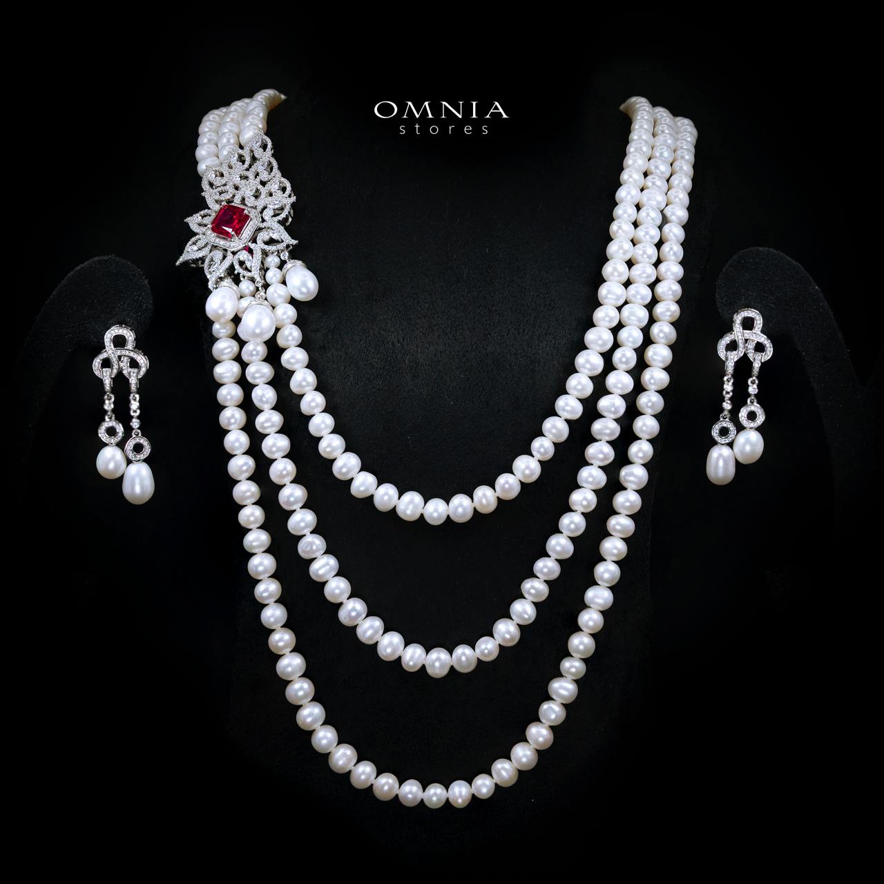Jaleesa Fresh Water Pearl Necklace and Earring Set with High-Quality Simulated Diamonds in 925 Silver