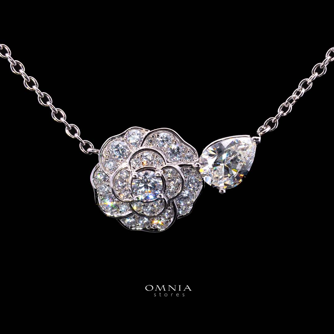 Omnia Aalyah White Floral Pendant Necklace With High Quality Certified Lab Crafted Stones In 925 Silver