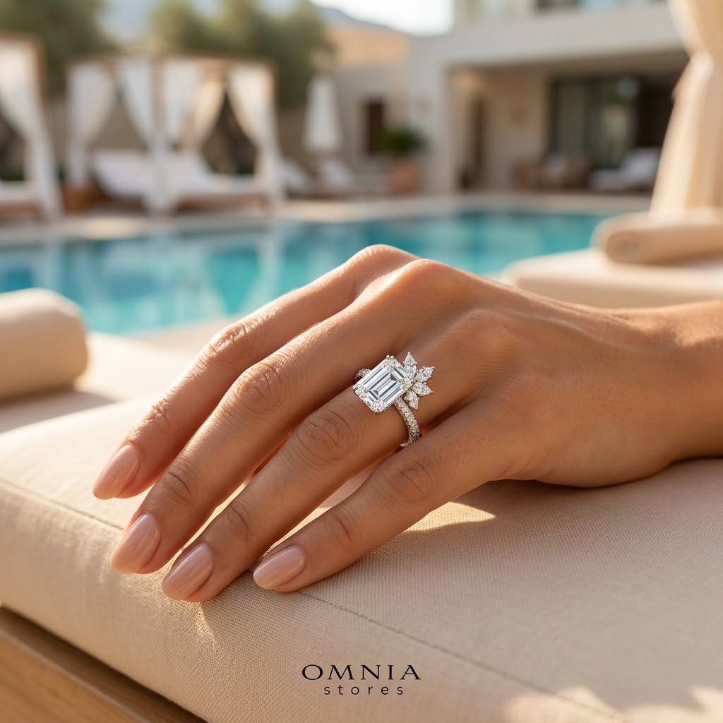Omnia Chams White Ring 92.5 Silver High Quality Simulated diamonds