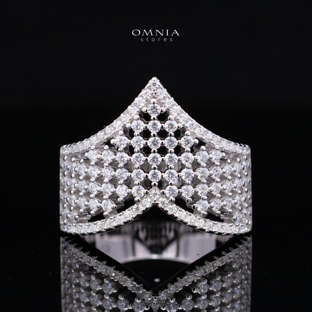 Kinslee Premium White Moissanite Ring in 925 Sterling Silver