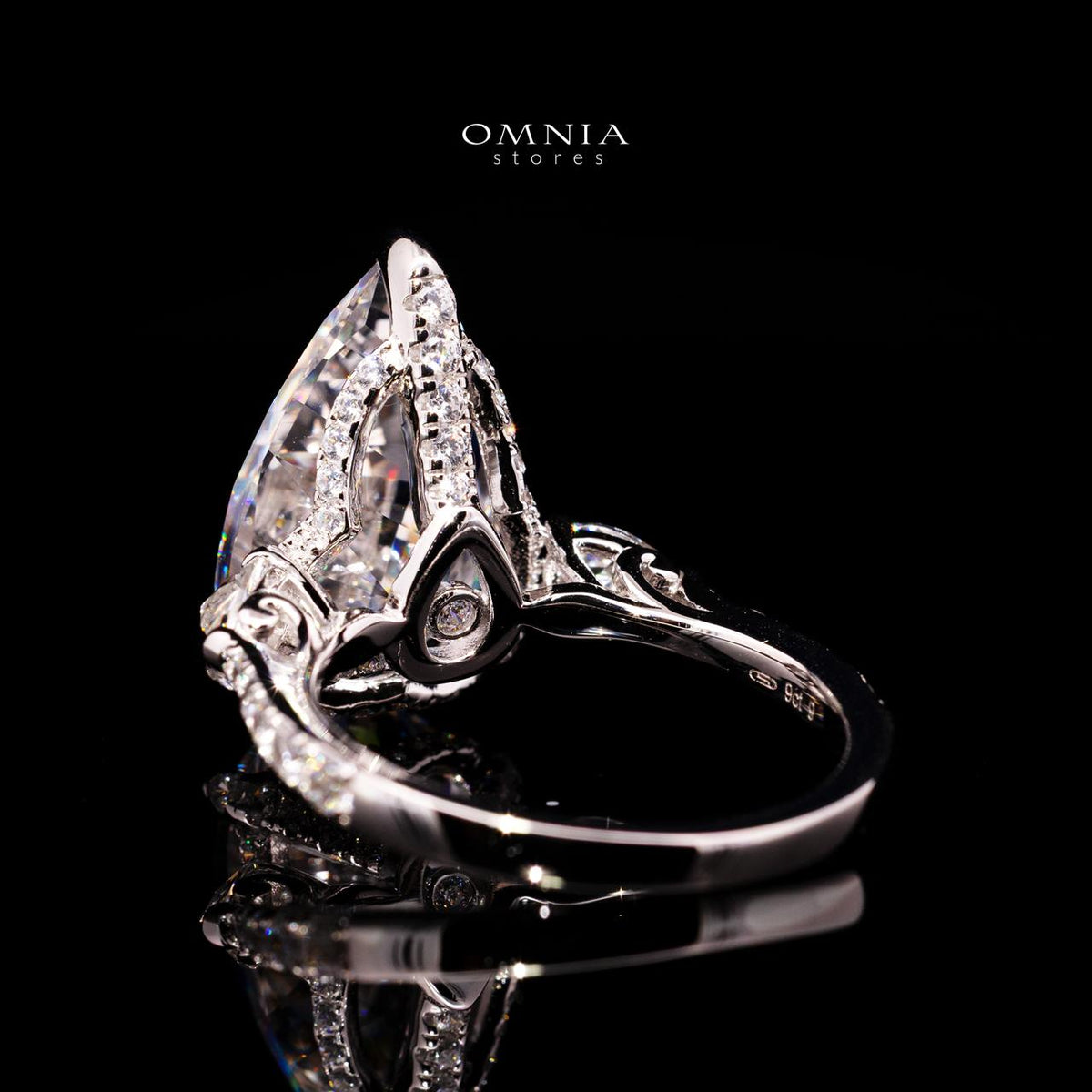 Janel Ring with High-Quality Premium Simulated Diamonds in 925 Sterling Silver