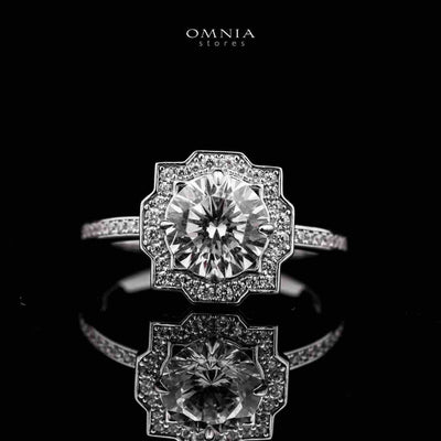Omnia Shahira 1.75 Carat Ring 92.5 Silver High Quality Simulated diamonds
