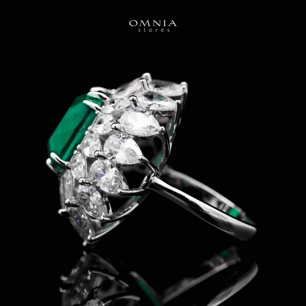 Omnia Thalia Green Ring In 92.5 Silver High Quality Simulated diamonds - OMNIASTORES UAE