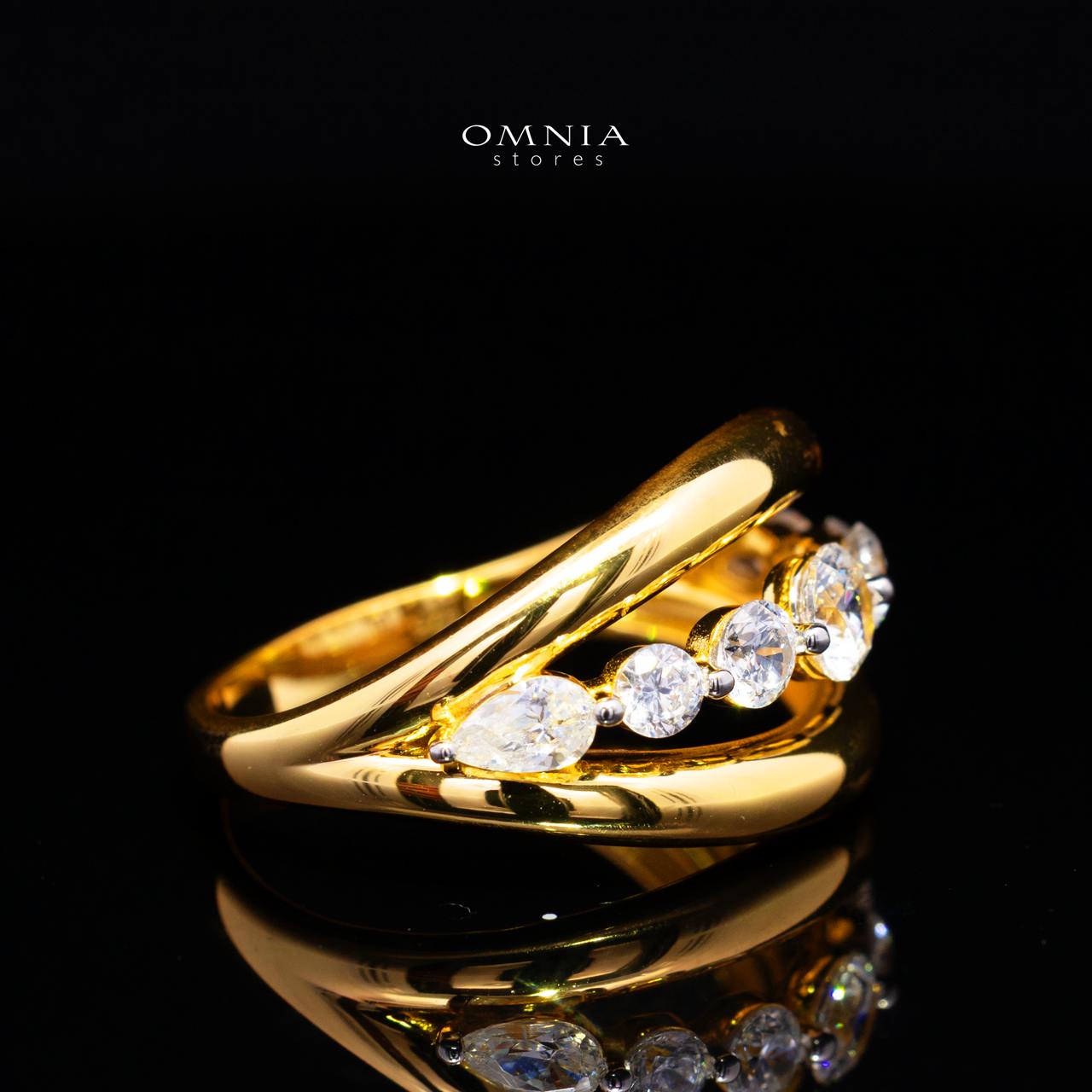 Jazmina Gold-Plated Ring in 925 Silver with Premium Simulated Diamonds