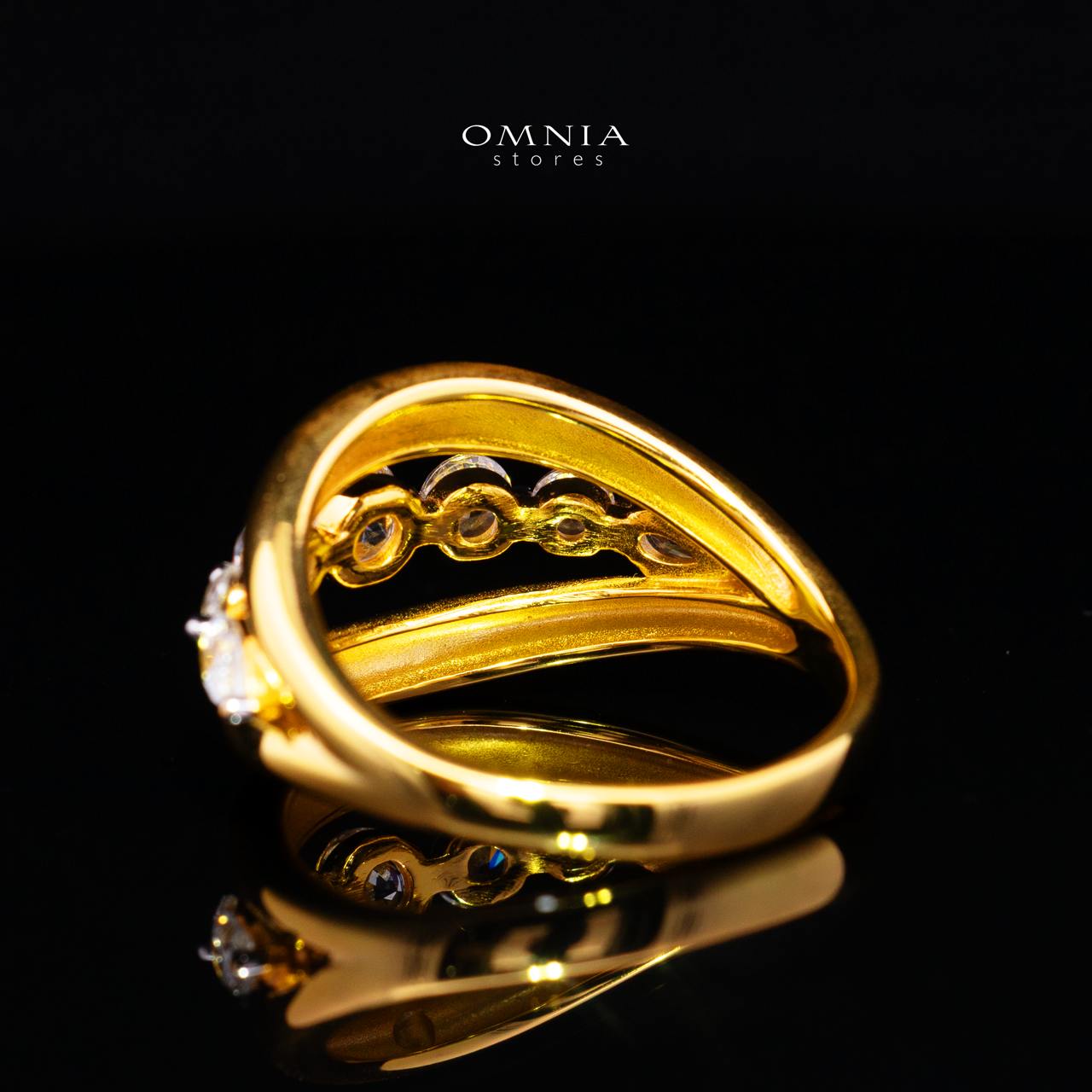 Jazmina Gold-Plated Ring in 925 Silver with Premium Simulated Diamonds