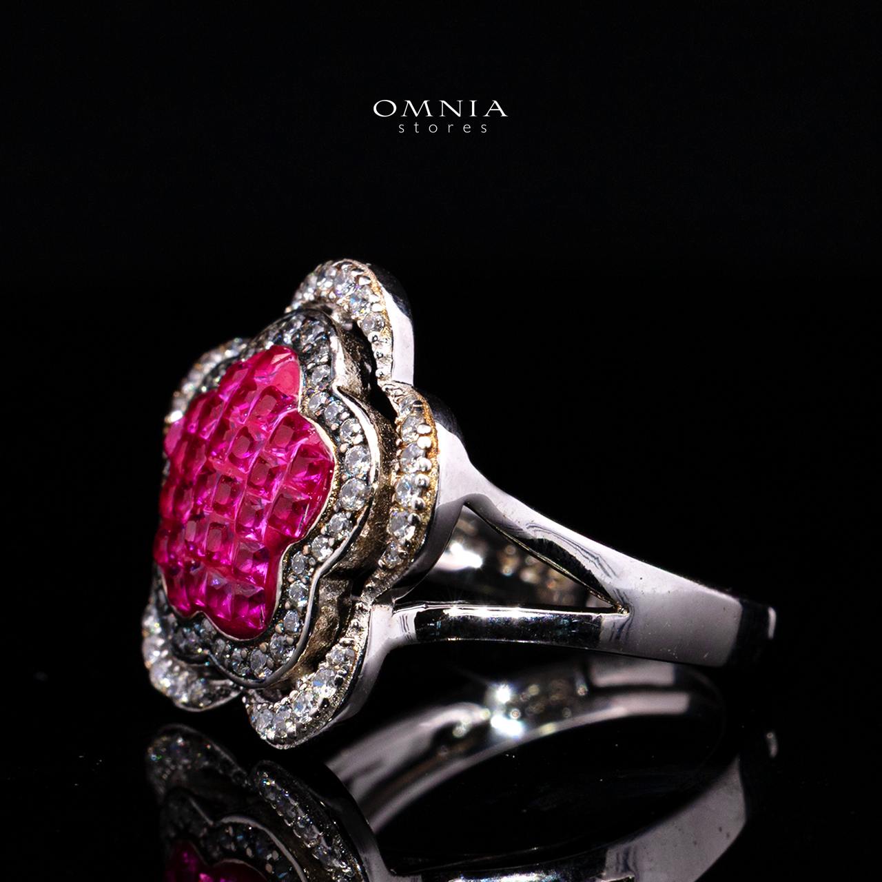 Lamisra Ring with High-Quality Premium Simulated Diamonds in 925 Sterling Silver