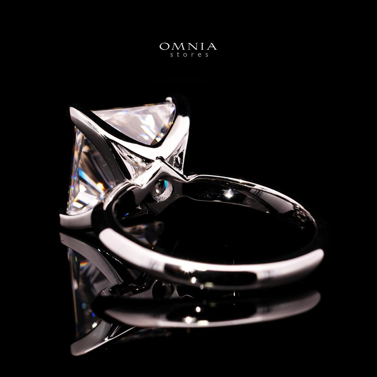 Shania Ring with Certificate, High-Quality Premium Simulated Diamonds in 925 Sterling Silver