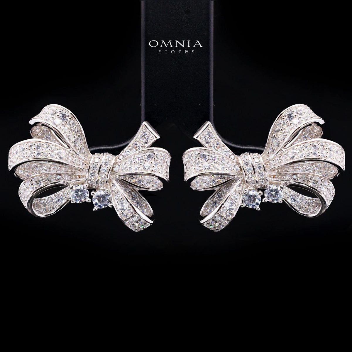 Melina Fresh Water Pearl Ribbon Necklace and Earring Set with High-Quality Simulated Diamonds in 925 Silver